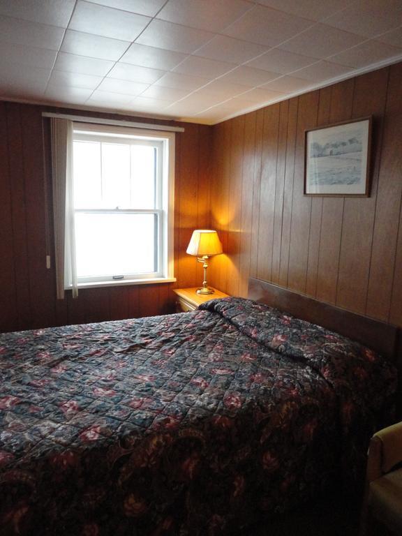 Fonthill Hipwell'S Motel חדר תמונה